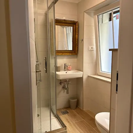 Casa 300 Apartmán *